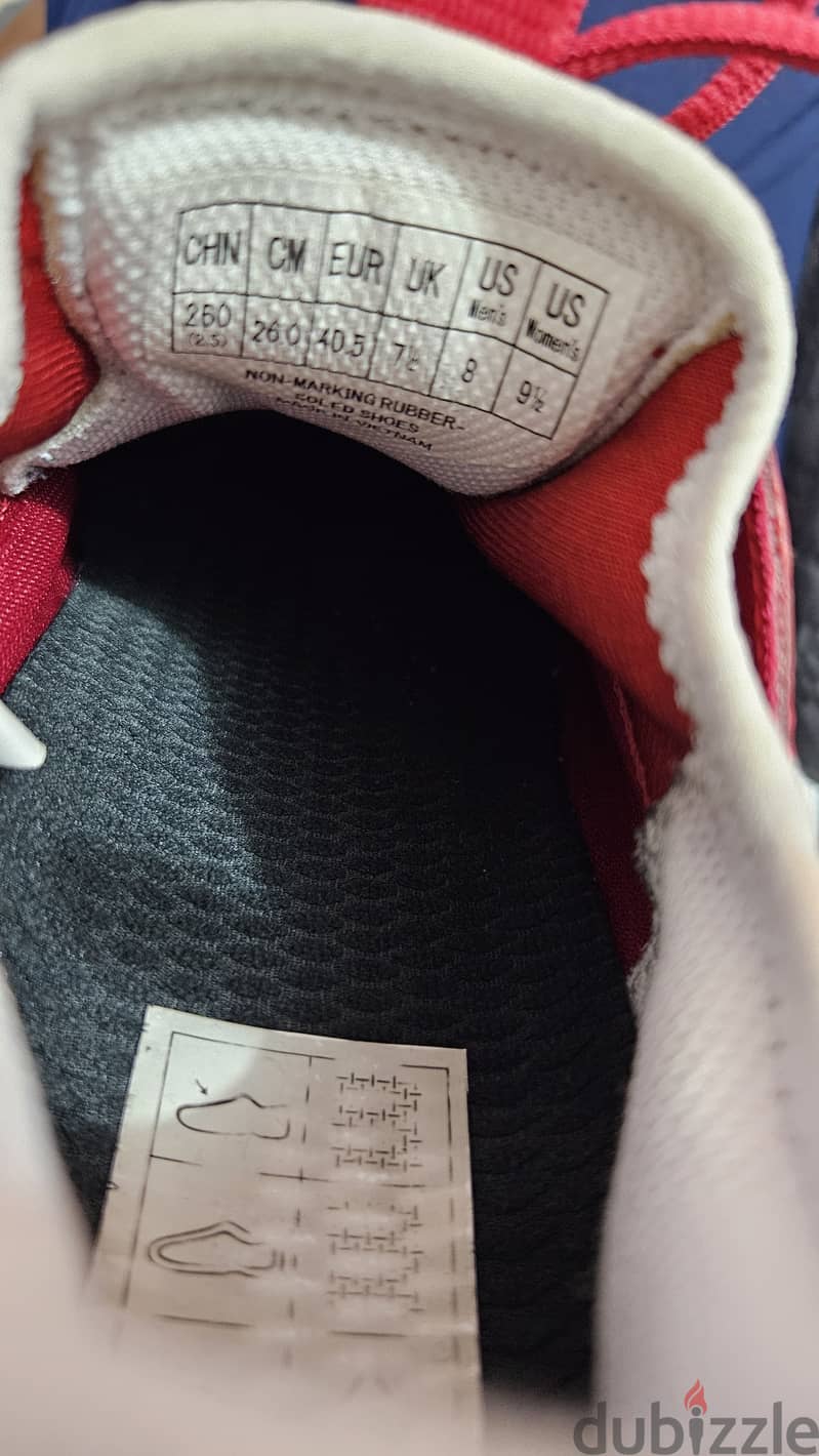 Yonex non marking badminton shoes EU 40.5 4