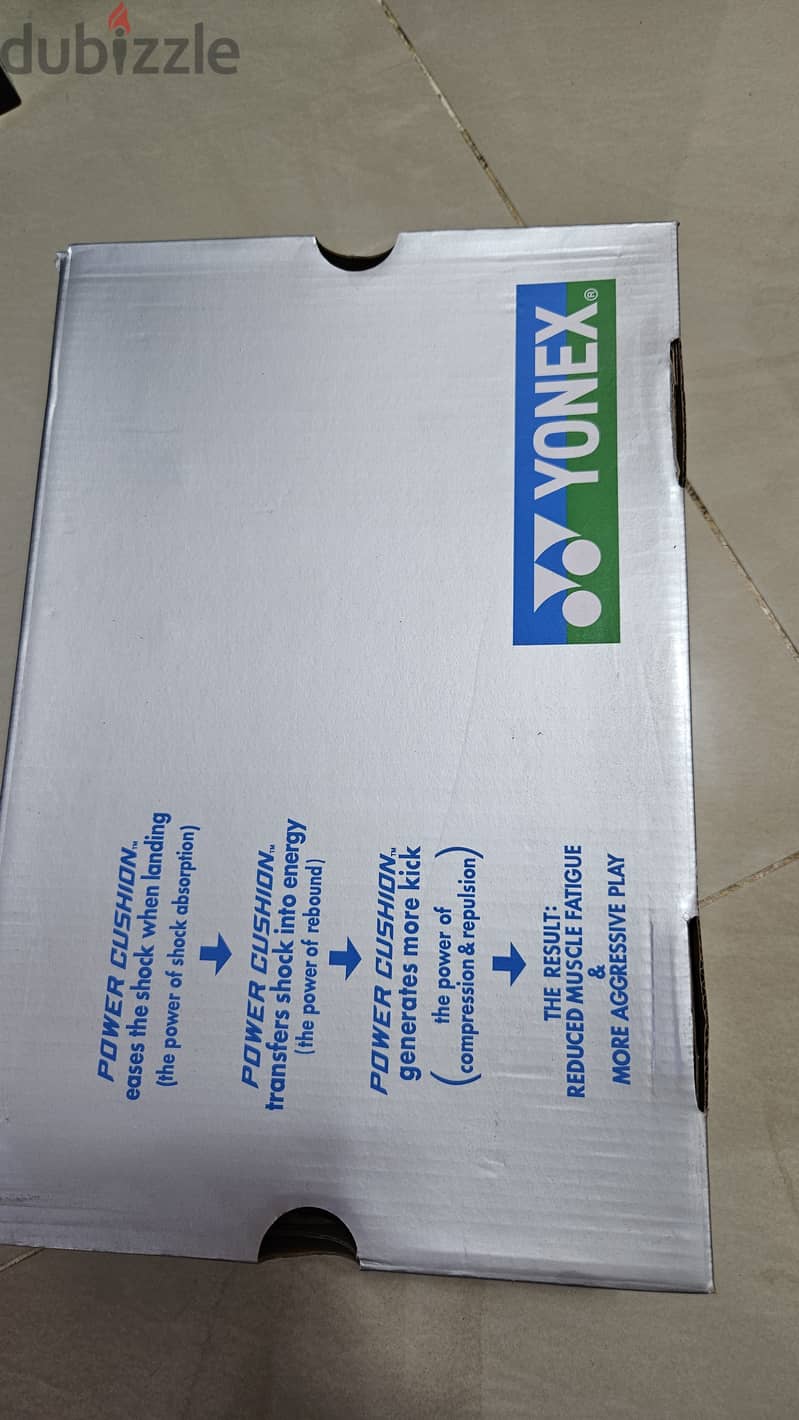 Yonex non marking badminton shoes EU 40.5 5