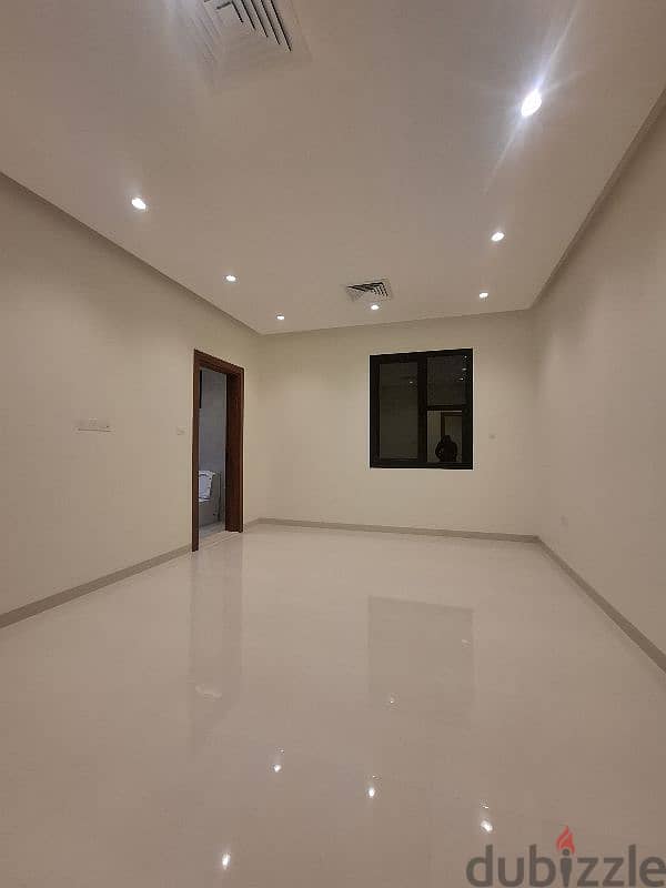 للايجار دور ارضي بالجابريه مدخل خاص اول ساكن تشطيب vip 2