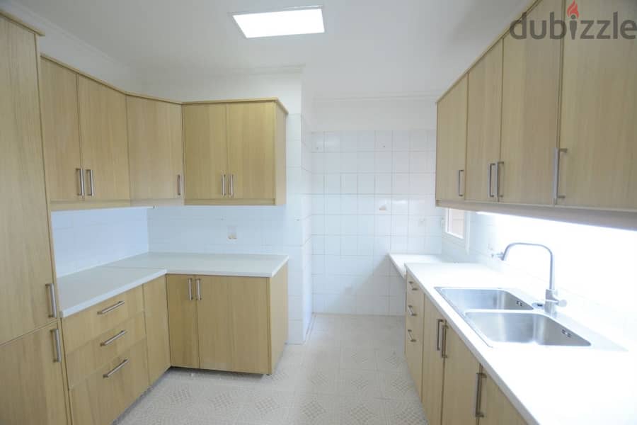 Spacious 3 Bedroom or 4 Bedroom 6