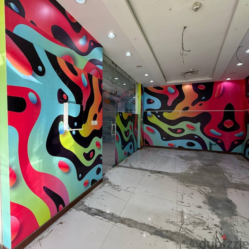 Commercial shops with a grace period for rent in Farwaniya, Block 3 1