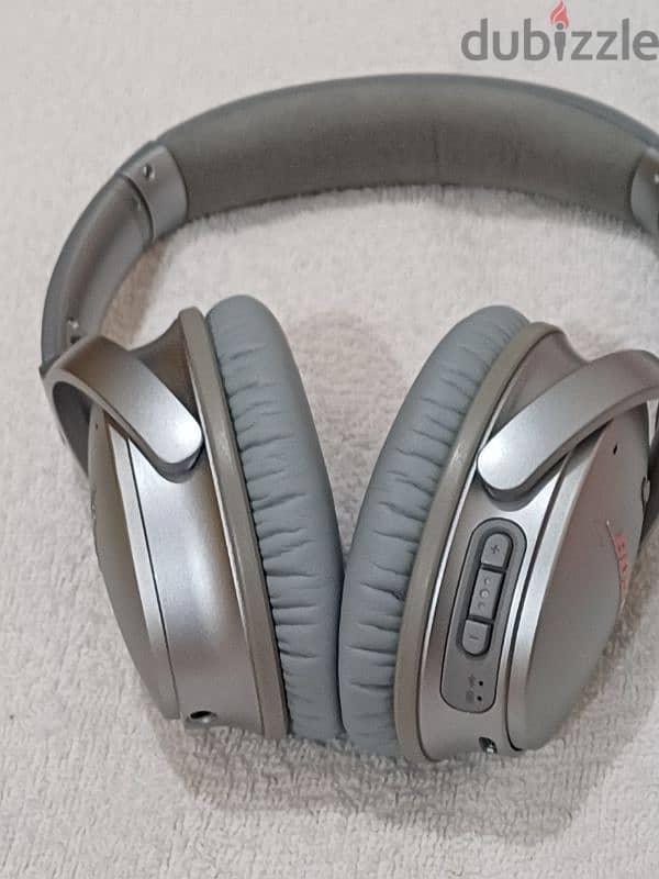 Bose QC35 ANC headphones 2