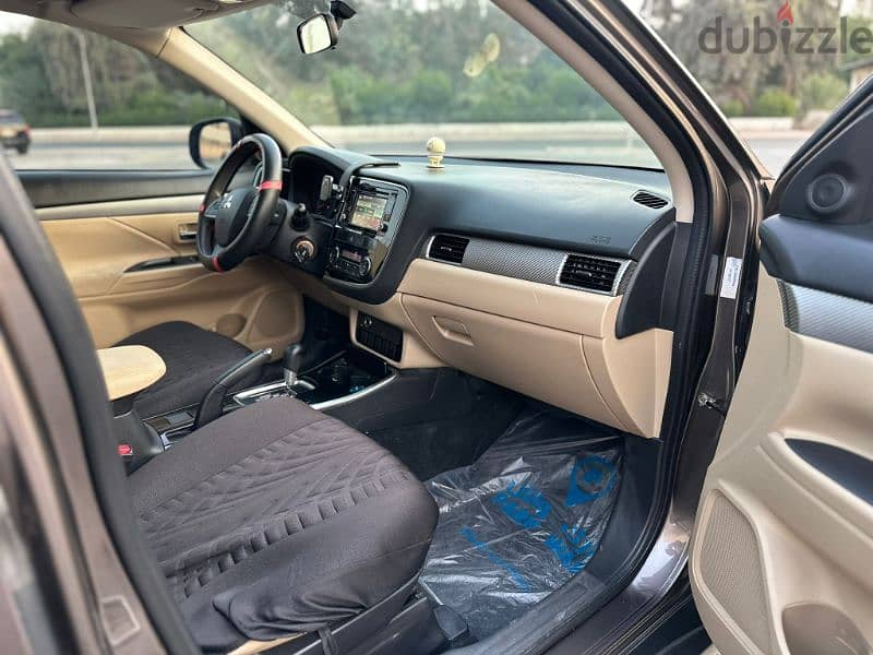 Mitsubishi Outlander 2017 Original Paint Company Serviced Less Driven 8