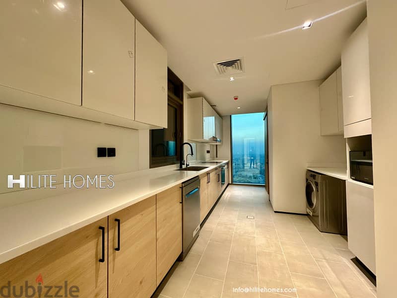 Stunning Three-Bedroom Sea View Apartment for Rent in Daiya 1