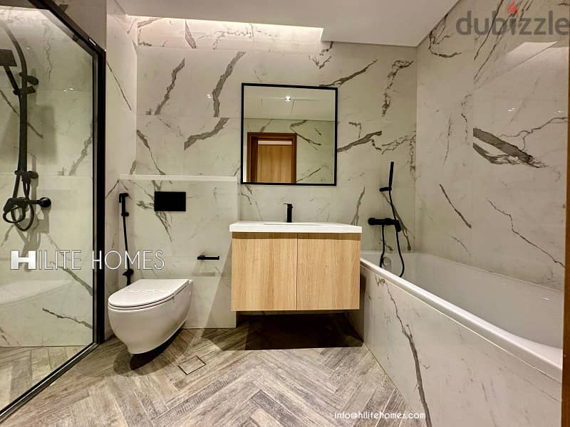 Stunning Three-Bedroom Sea View Apartment for Rent in Daiya 8