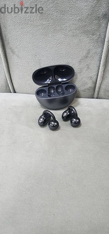 Available  Huawei FreeClip Wireless Earbuds 1