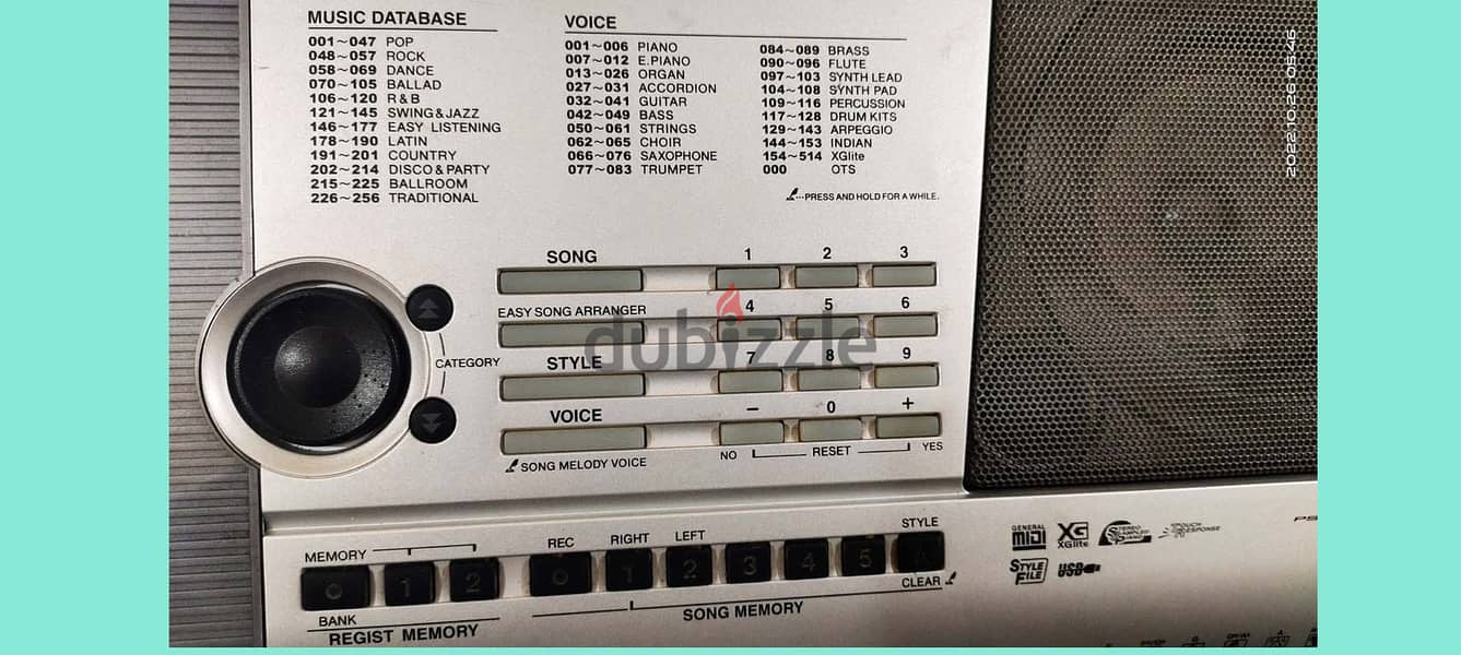 YAMAHA PSR I 425 Musical Keyboard for sale 4