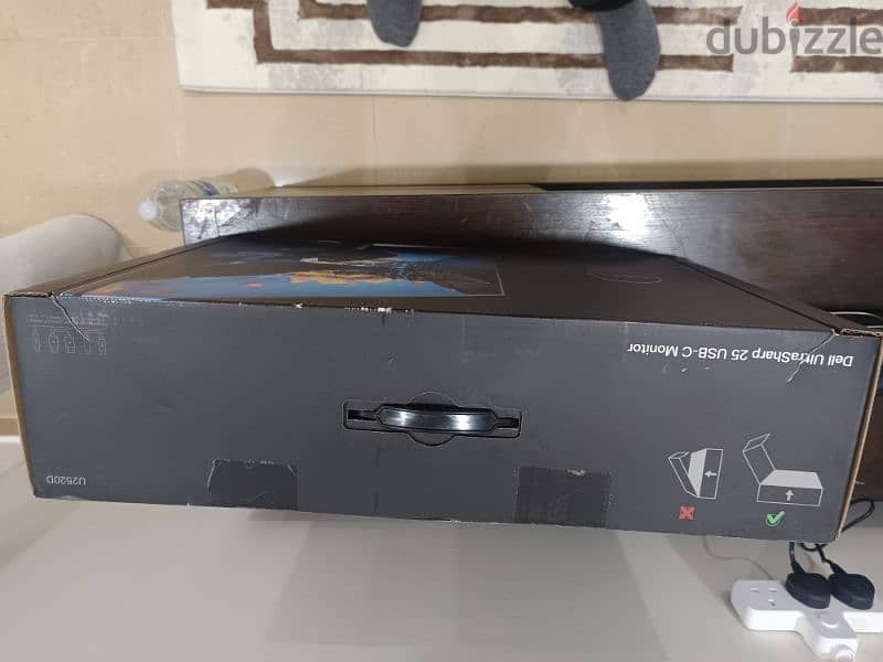 New 25 inch Dell monitor box not opened 2