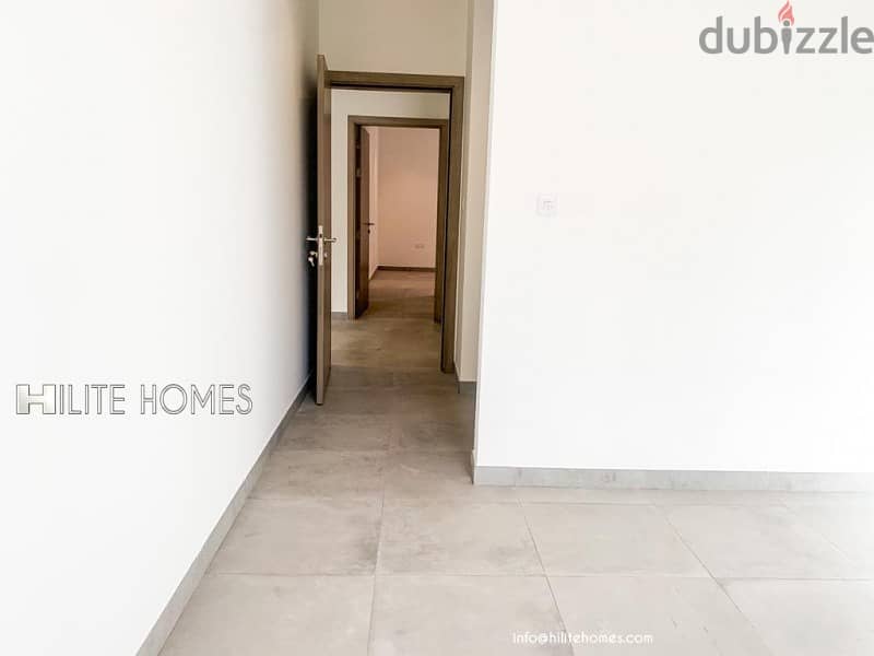 Triplex Villa for rent in Abu al Hassaniya 7