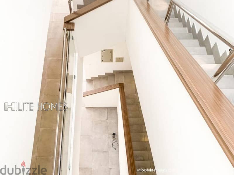Triplex Villa for rent in Abu al Hassaniya 9