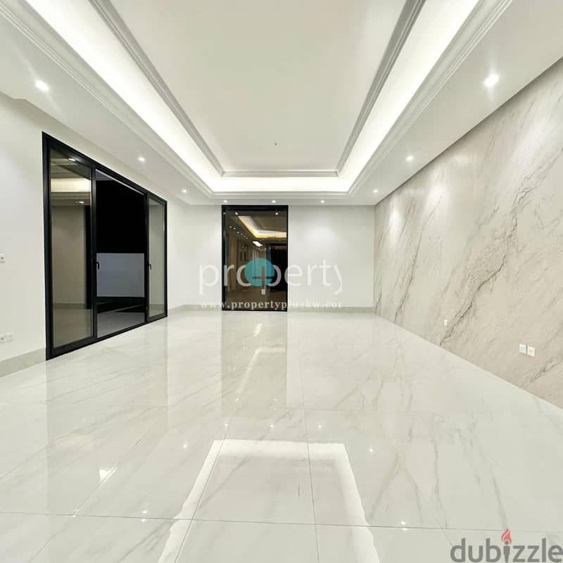 4-Master bedroom Villa with private pool for rent in Abufathira 8