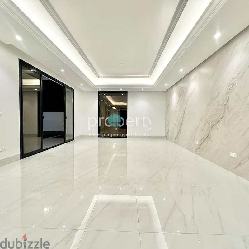 4-Master bedroom Villa with private pool for rent in Abufathira 7