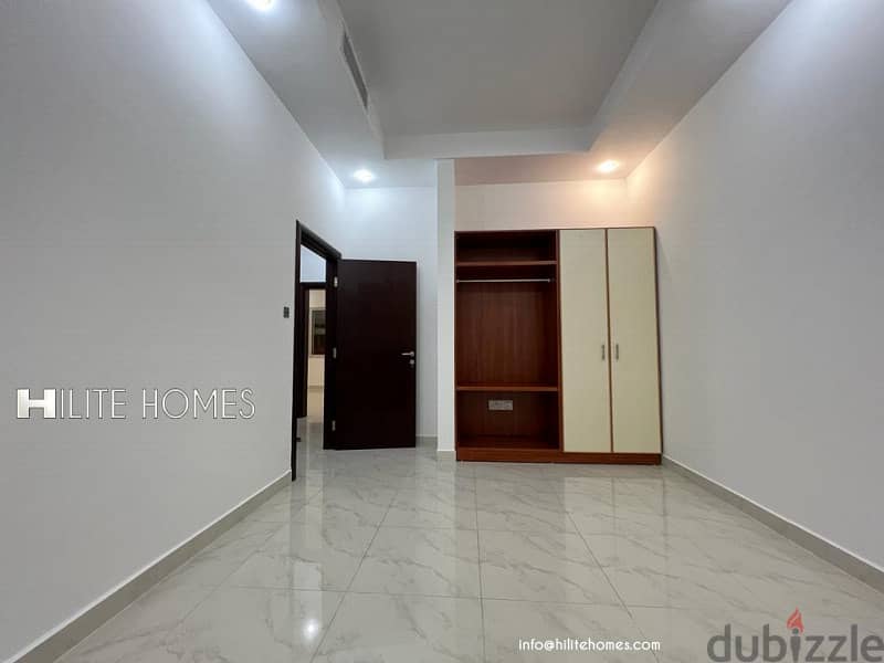 Beach front Floor available for rent in Abu al Hasaniya 4