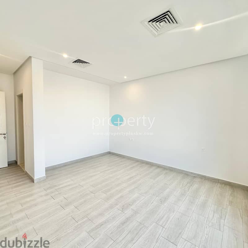 Four bedroom floor For rent in Abufathira ,Kuwait 11