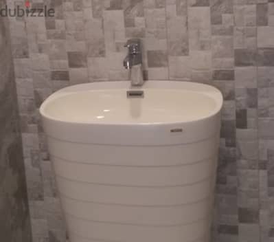 Pets friendly 2 bedroom ground floor in salwa with yard