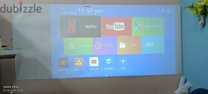 smart barry projector 4k 8