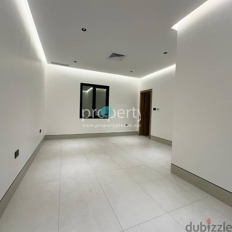 Brand new Four Master bedroom floor for rent in Faiha, Kuwait 6
