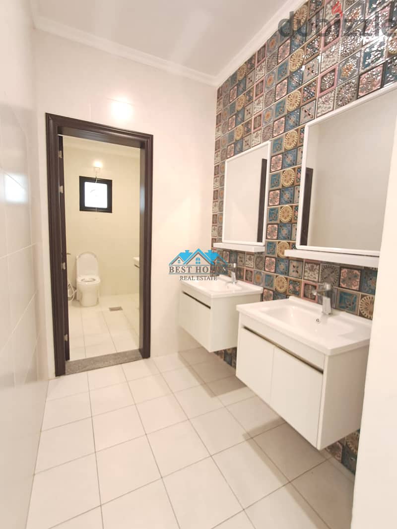 6 Master Bedrooms Floor with Balcony in Massayal Area 4
