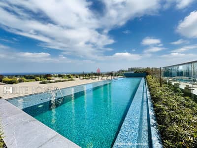 Stunning Three-Bedroom Sea View Apartment for Rent in Daiya
