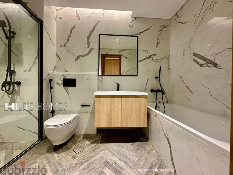 Stunning Three-Bedroom Sea View Apartment for Rent in Daiya 10