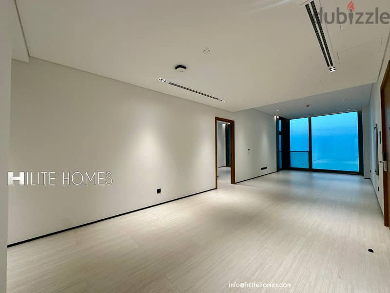 Stunning Three-Bedroom Sea View Apartment for Rent in Daiya 14
