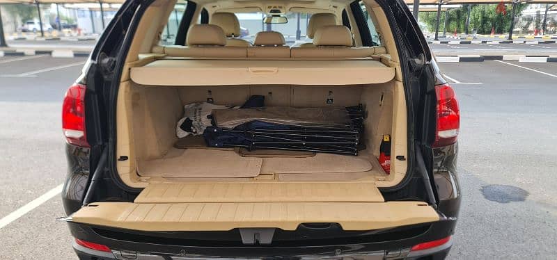 BMW V⁶ماشى132 الف٦ سلندر،موديل 201٤،بحالة ممتازة جدا 5