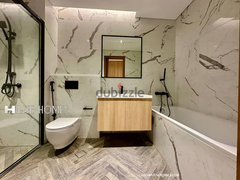 Stunning Three-Bedroom Sea View Apartment for Rent in Daiya 14
