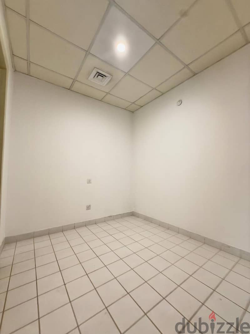 Sea view Three Bedroom Apartment for Rent, Shaab 4