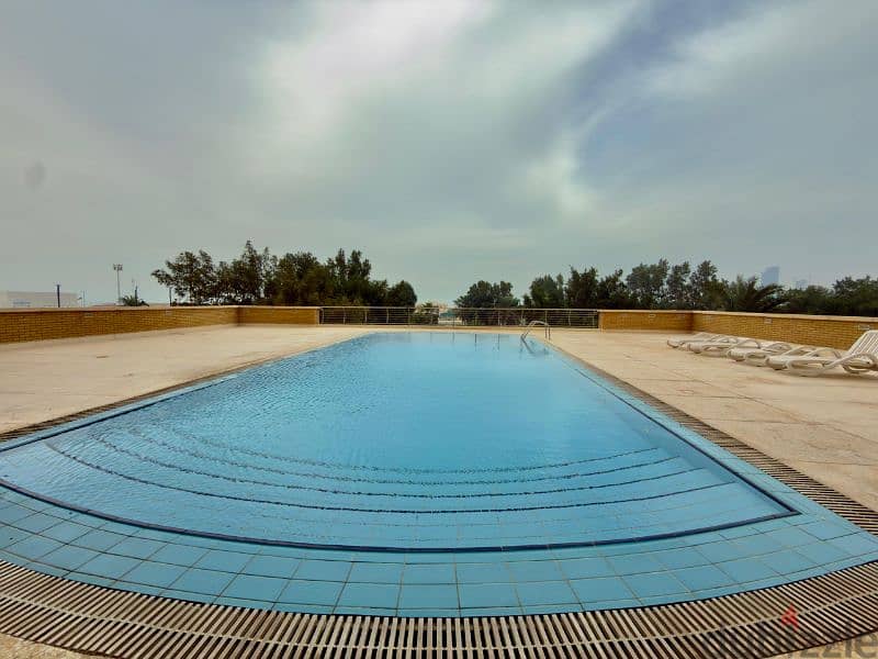 Full floor three bedroom apartment for rent in Shaab. 6