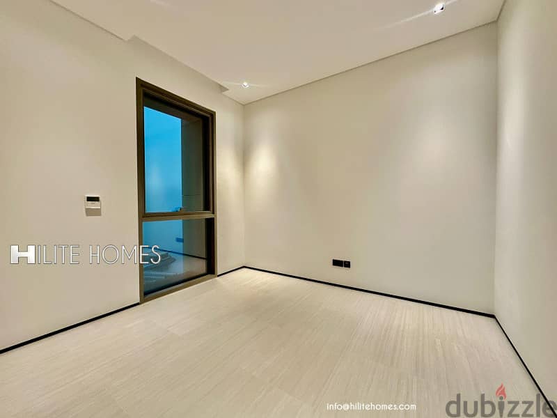 Stunning Three-Bedroom Sea View Apartment for Rent in Daiya 2