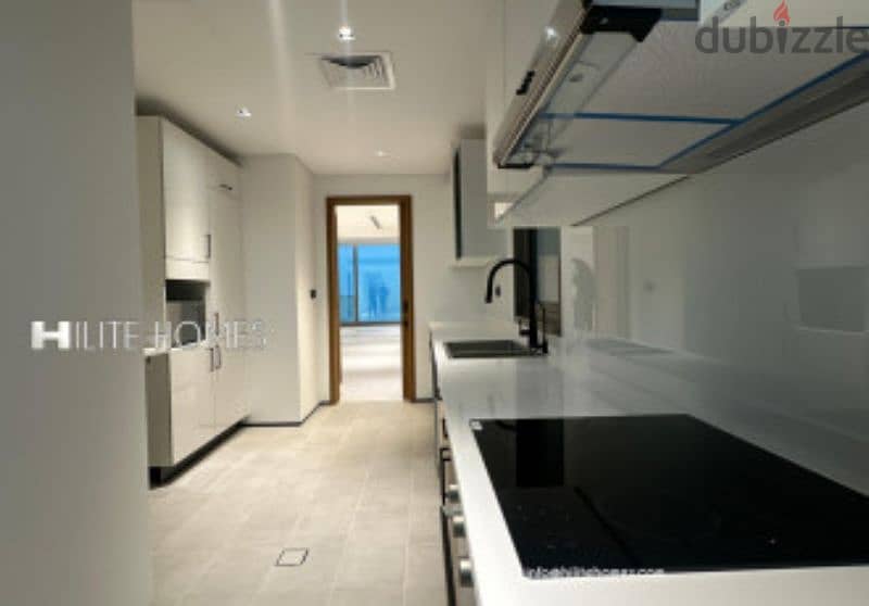 Stunning Three-Bedroom Sea View Apartment for Rent in Daiya 6