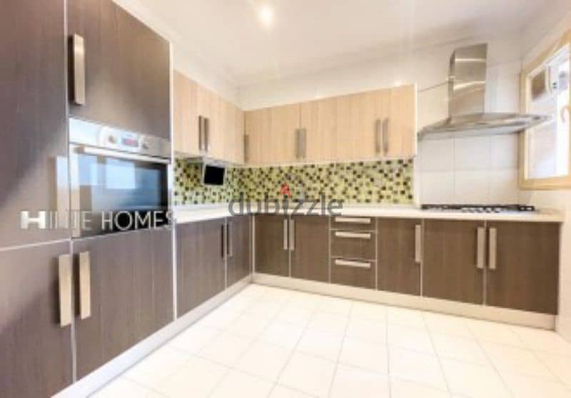 Three bedroom for rent in Salmiya, Kuwait 7