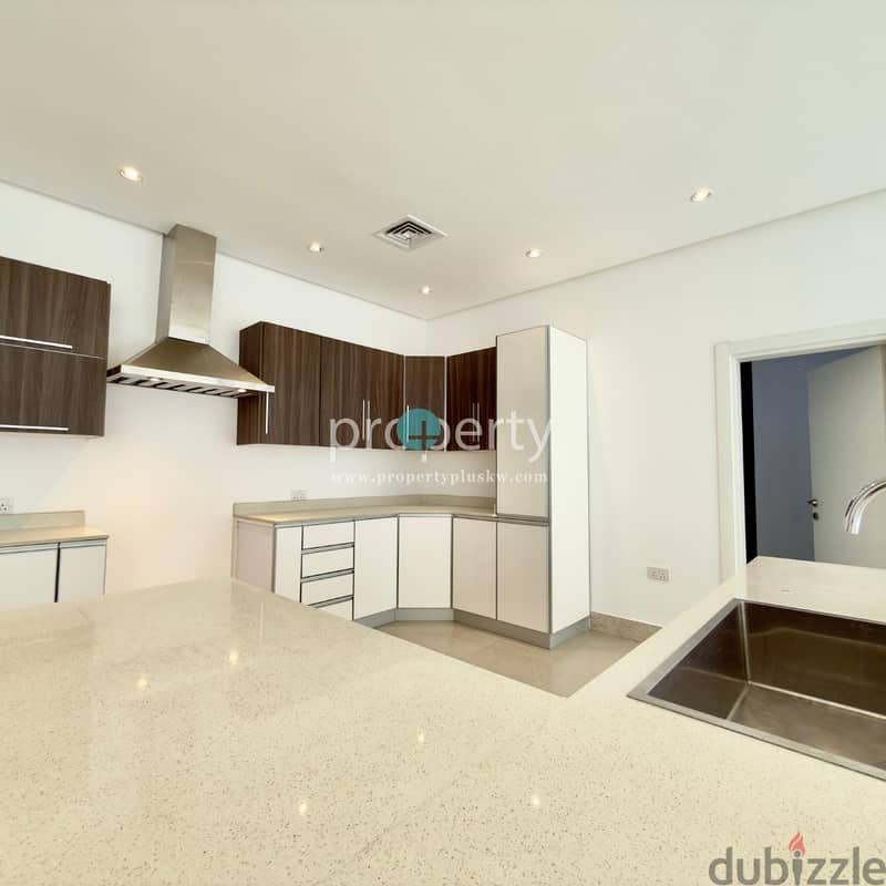 Spacious 4-Bedroom Floor for Rent in Al Funaitis, Kuwait City 8