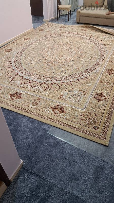 THICK Turkish Carpet like new 3 × 4 metar@ KD. 37. CALL 60713907 2