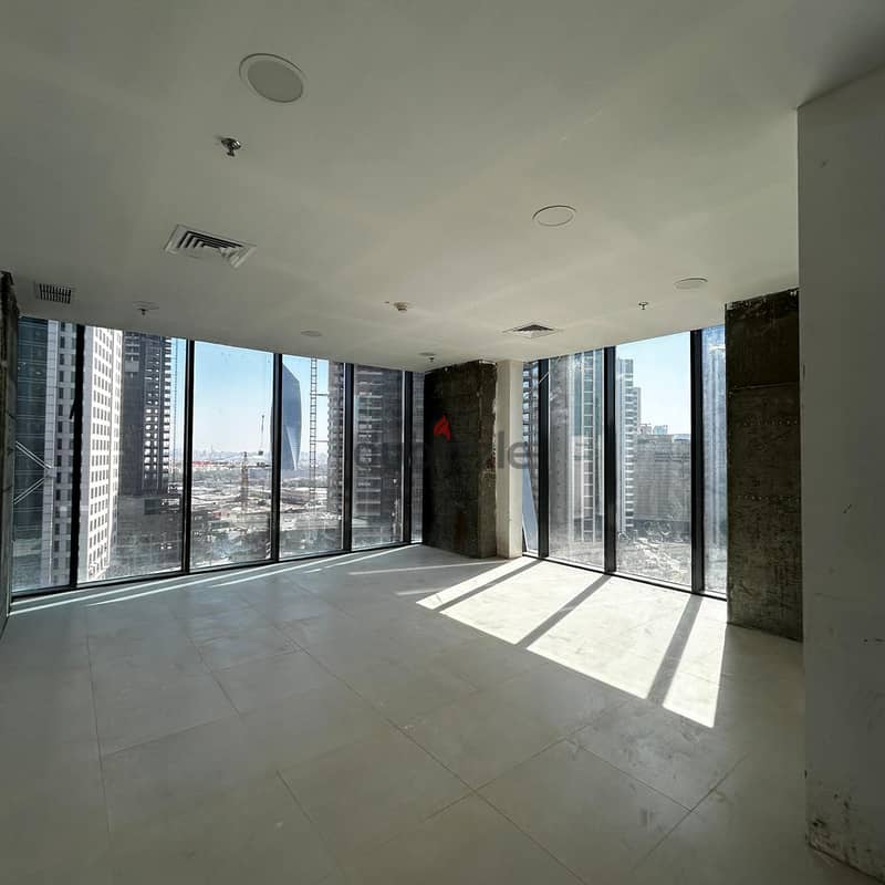 Commercial office space with a grace period for rent in Sharq. 9