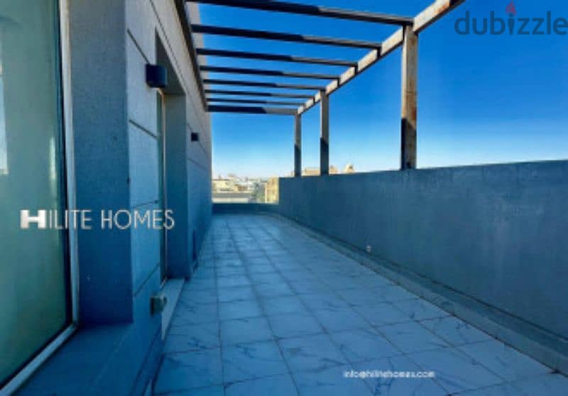Four Bedroom Duplex with Private pool 8