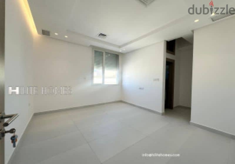 Four Bedroom Duplex with Private pool 9
