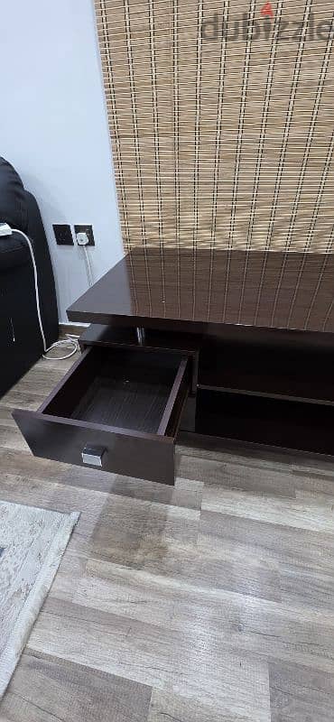 TV Bench / Stand 4