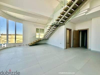 Four Bedroom Duplex with Private pool for rent in Granada