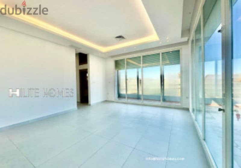 Four Bedroom Duplex with Private pool for rent in Granada 5