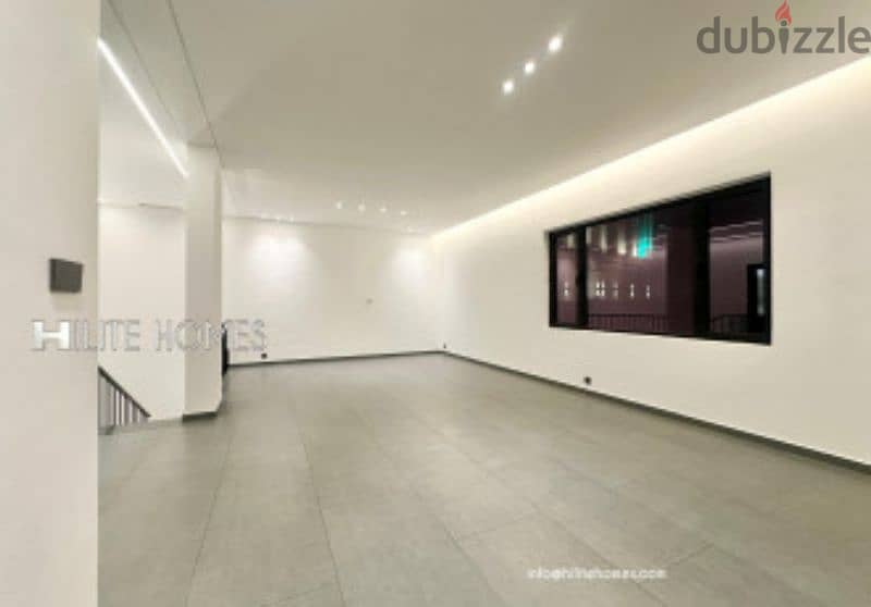 Five bedroom Duplex with private Garden for rent in Bayan 6