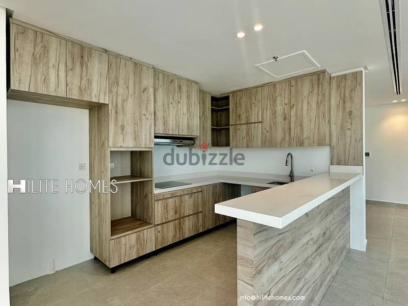 Luxury Seaview Beautiful penthouse with terrace in Sabha Al Salem 4