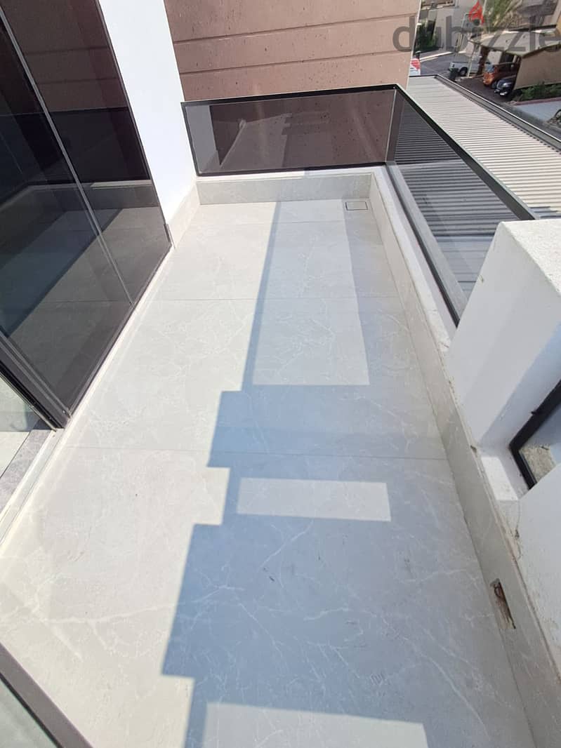 Villa in Surra 8