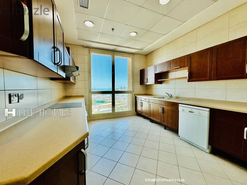 Three bedroom apartment for rent in Shaab with sea view 2