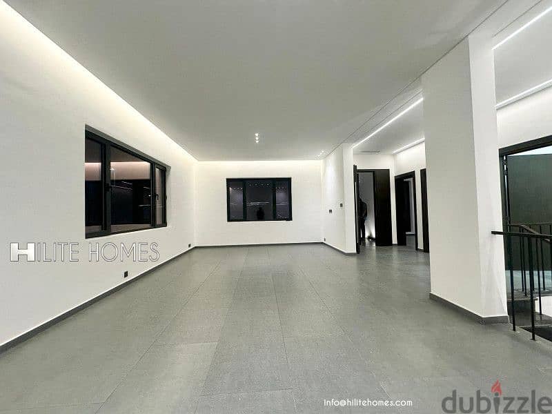 Five bedroom Duplex with private Garden for rent in Bayan 4