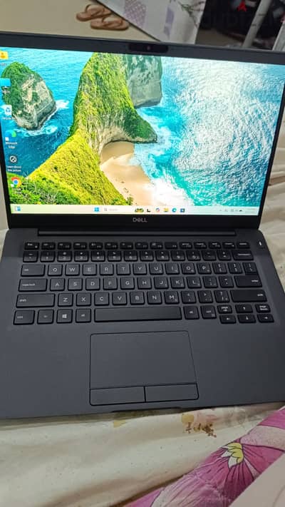 DELL Latitude I5 KD 85 ONLY