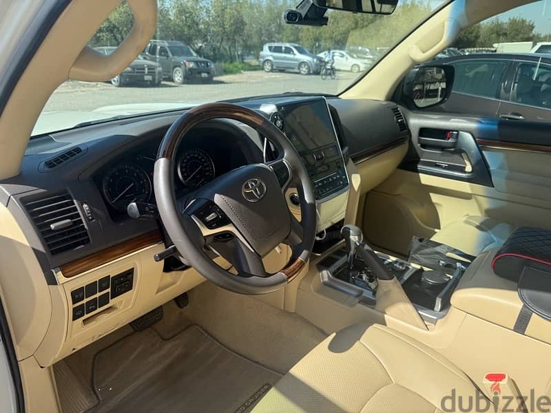 Toyota Land Cruiser 2017 4