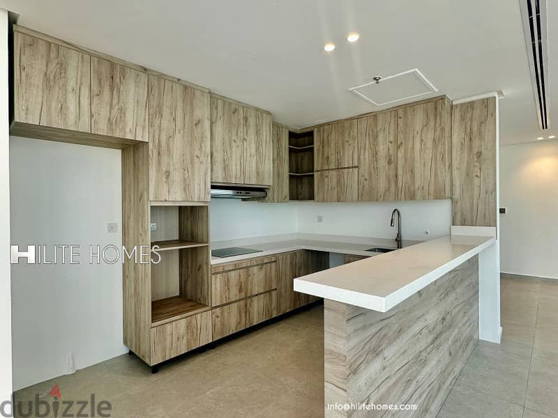 Luxury Seaview Beautiful penthouse  for rent in Sabha Al Salem 4
