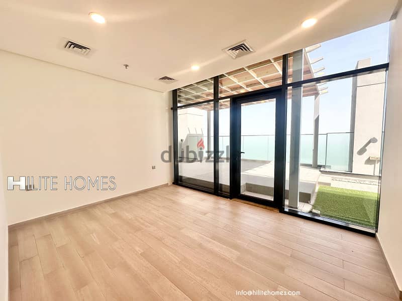 Luxury Seaview Beautiful penthouse for rent in Sabha Al Salem 1