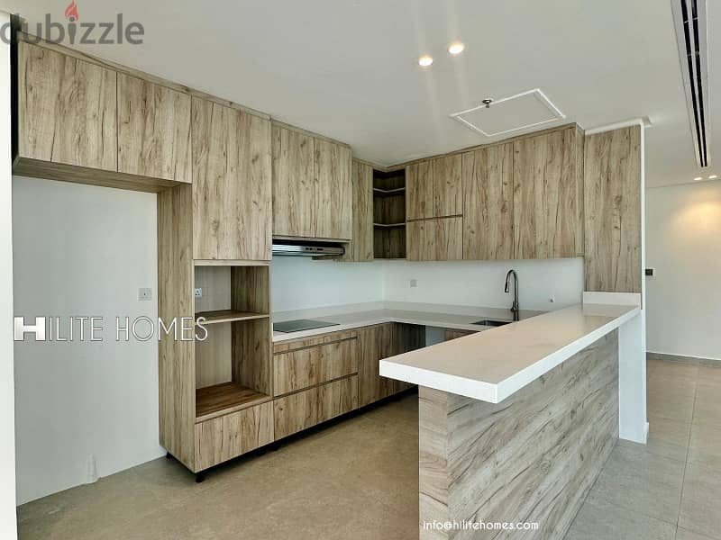 Luxury Seaview Beautiful penthouse for rent in Sabha Al Salem 4